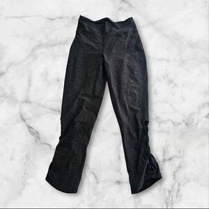 Lululemon Size 6 Leggings 20" Gray